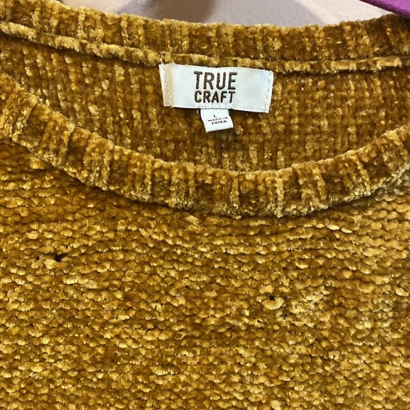 Mustard Sweater - Picture 2 of 6